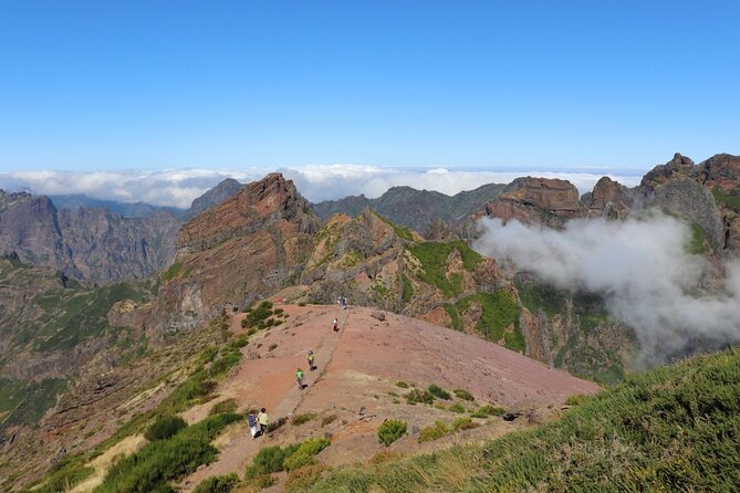 Arieiro Peak, Referta Walk, Santana & Ponta De Sao Lourenço - Stop 5: Referta Levada Walk Through Fields and Farmland