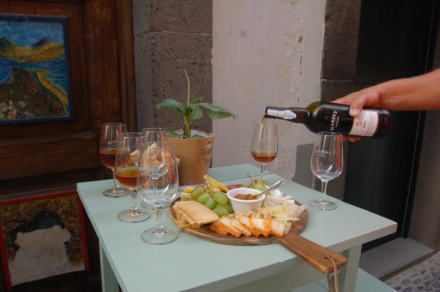 Bar hopping Tour & Poncha Workshop - Funchal - Poncha workshop and tasting: what to clarify before you go