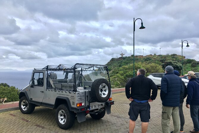 CABO GIRÃO (Half Day tour/3h) / Private Classic Car (4L). - Nuno and the private guide advantage