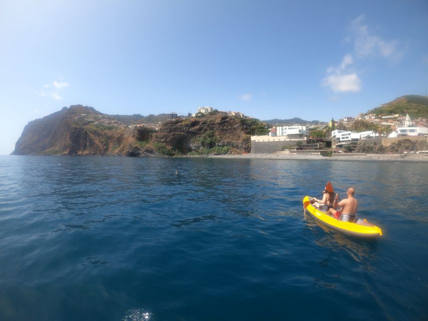 Câmara de Lobos: Private Guided Kayaking Tour in Madeira - Meeting Point at the Boat Ramp, and How to Prepare Like a Pro