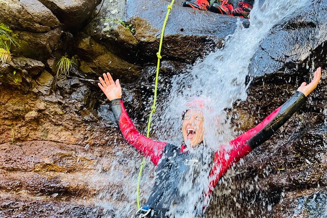 Canyoning Experience Level I Beginners in Ribeira das Cales - Getting started in Funchal: the 9:00 meet-up and how pickup affects your day