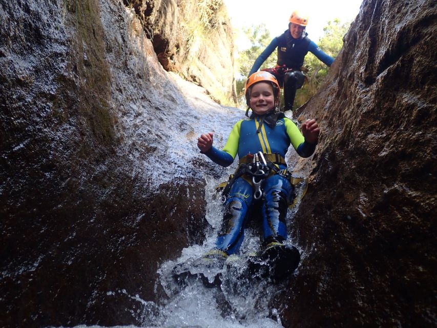 Canyoning in Madeira: Ideal for First-Timers and Families - Why this canyoning day works so well for first-timers