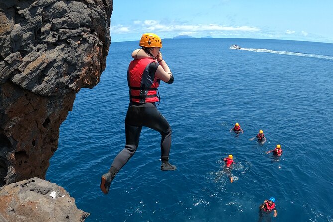 Coasteering Tour - Cliff jumping, swimming, scrambling. - Quick hits before you go