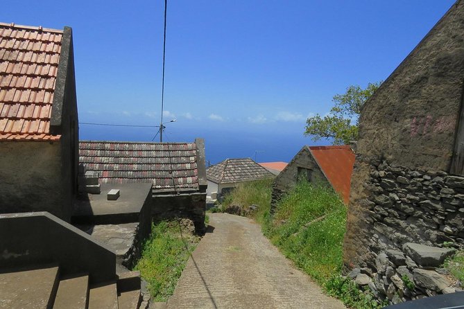 Craters of Fire - 4X4 Full-Day Tour - Angels Waterfall walking stop: what to expect and how to be ready