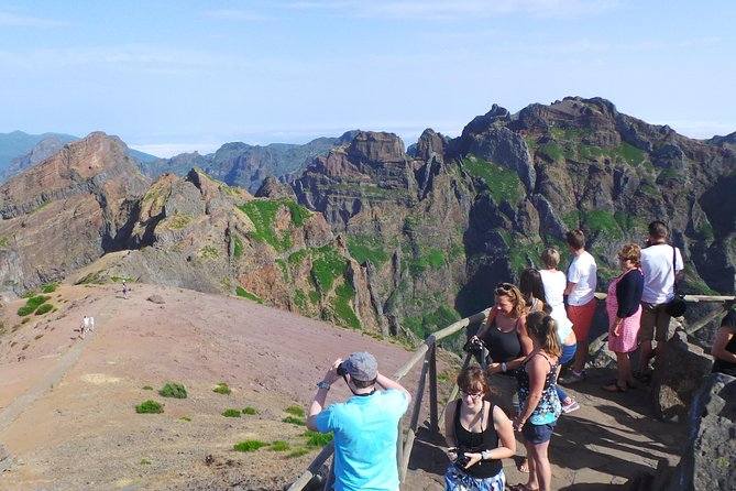 Cristo Rei, Arieiro Peak and Santo da Serra 4x4 Experience - Santo da Serra Routing: Why the Drive Feels Part of the Experience