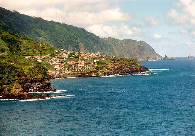 Discover Madeira: Full-Day Tour to Porto Moniz - Southwest coast to Calheta: the road that changes the mood