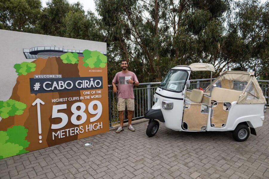 Do Funchal - Câmara de Lobos & Sky Walk Tuk Tuk Tour (2h30) - Miradouro do Pico da Torre: the quick stop that sets the tone