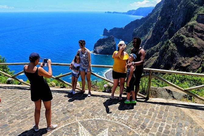East 4x4 Santana & Peaks - Miradouro da Portela and the off-road feeling Madeira does best
