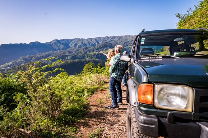 East of Madeira | Full Day 4x4 Tour - Stop 2: Pico do Arieiro, aiming for clouds and early light
