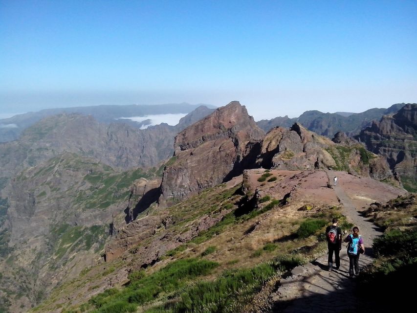 Eastern Madeira: Full-Day Tour with Rum Tasting - Pico do Arieiro: the high peak stop where timing helps
