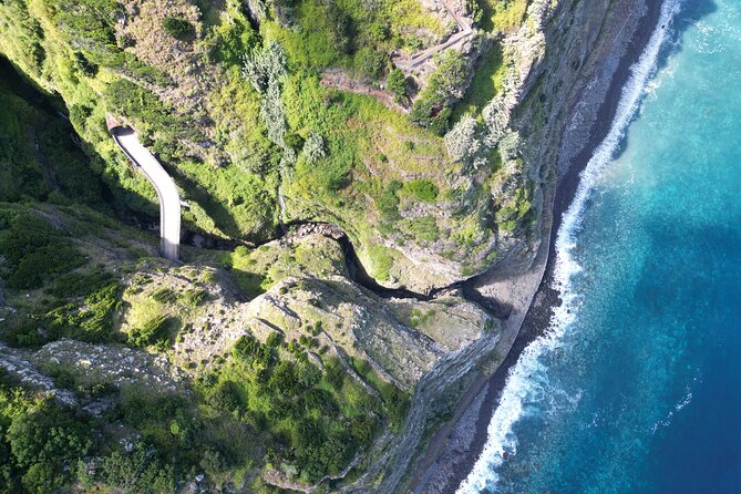 Exploring new Northwest frontiers: Beyond Madeira in 4x4 tour - 8:30am Pickup in Funchal and Caniço de Baixo, and How the Day Runs