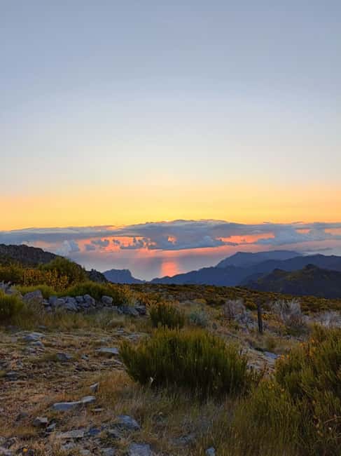From 0 to 1818 meters to Pico do Arieiro Sunrise - The 3.5 hours in real life: where the time goes
