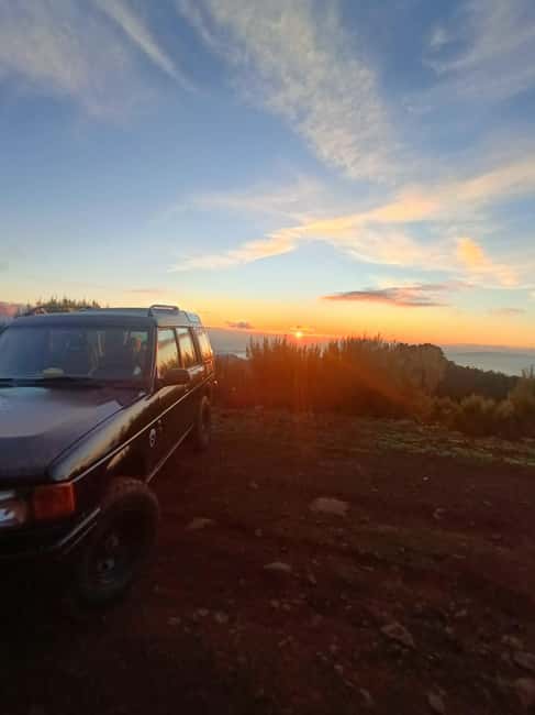 From 0 to 1818 meters to Pico do Arieiro Sunrise - Price and value: why $57 can be a good deal for this route