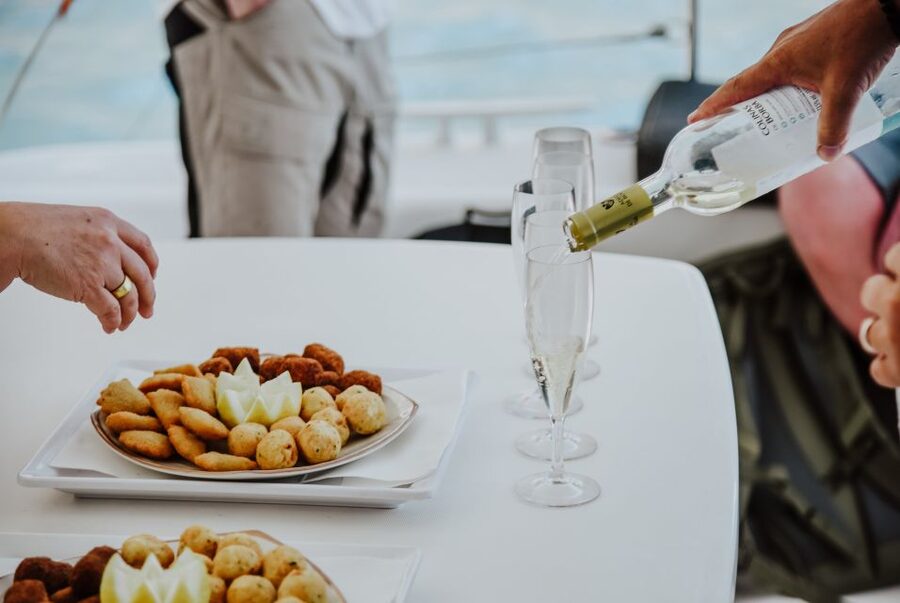 From Funchal: Cabo Girao Sunset Cruise on Luxury Catamaran - What the 3 Hours Feels Like: Timing, Pace, and Flow