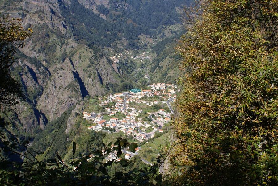 From Funchal: Madeira Nuns Valley Sightseeing Tuk-Tuk Tour - What to bring, and who should rethink the plan