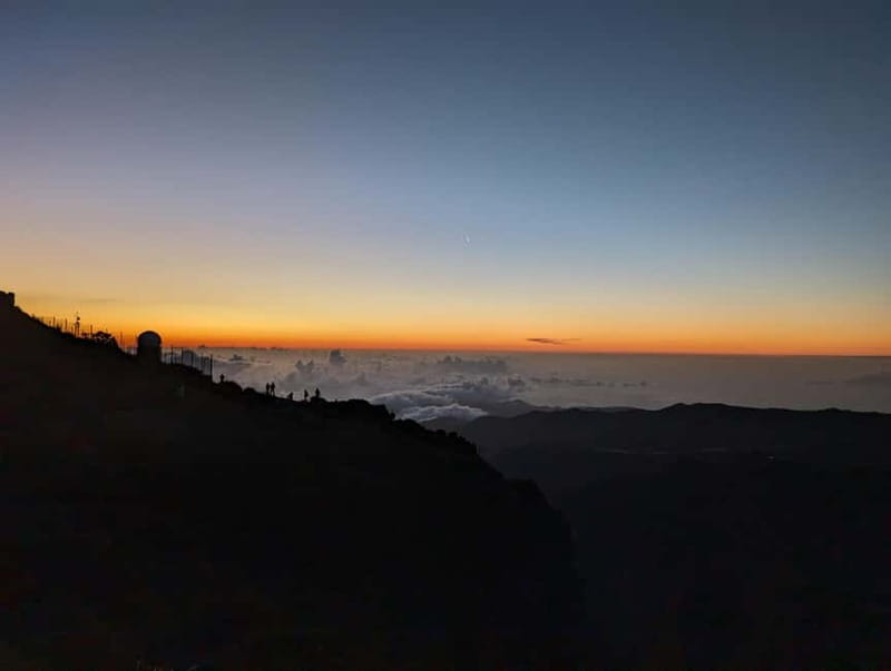 From Funchal: Pico Arieiro Sunrise with Optional Breakfast - The Big Idea: A Dawn View from Pico do Arieiro