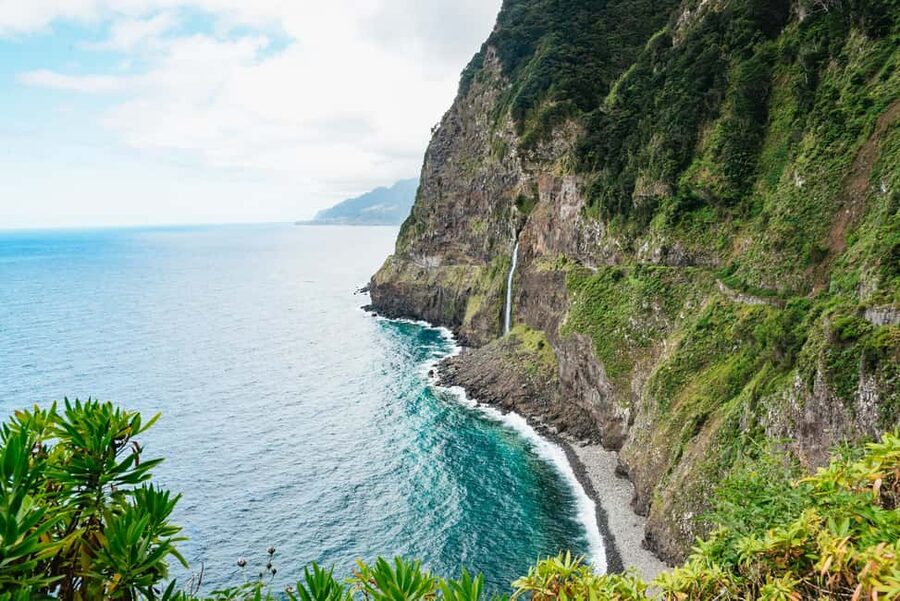 From Funchal: Porto Moniz and Seixal Day Tour by Jeep - Small Group Size: Why Up to 8 People Makes the Day Feel Personal