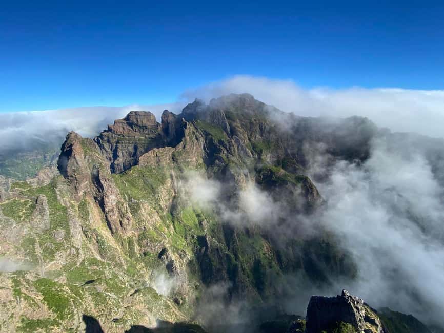From Funchal: Transfer to Pico do Arieiro & Pico Ruivo Trail - Getting picked up in Funchal: how the day really starts