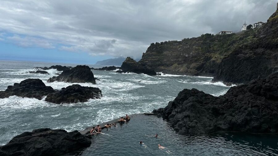 From Funchal:West Madeira Open-roof 4x4 Day Tour with Pickup - Ribeira da Janela and the Road Between Viewpoints