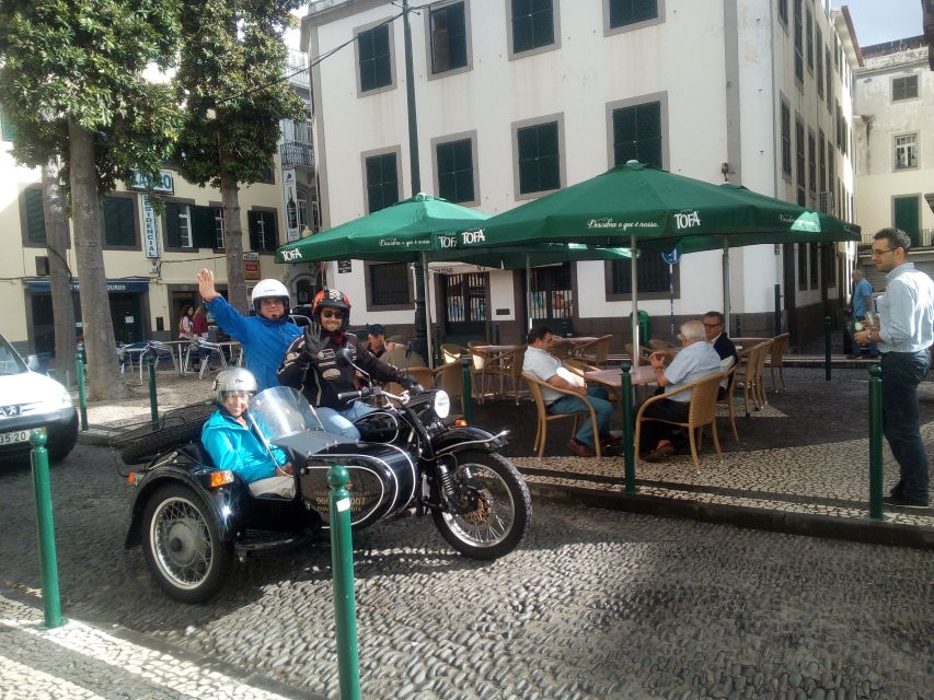 Funchal Exploration: Sidecar Tour with Historical Insights - Old Town photo stop, painted doors, and tighter streets