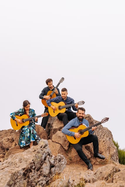 Funchal: Funchal Guitar Quartet in Concert - Arriving at Igreja Presbiteriana da Madeira near the center