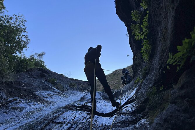 Funchal: Half-day Beginners Canyoning - Entering the Ribeira canyon: what makes this “Level I” day work