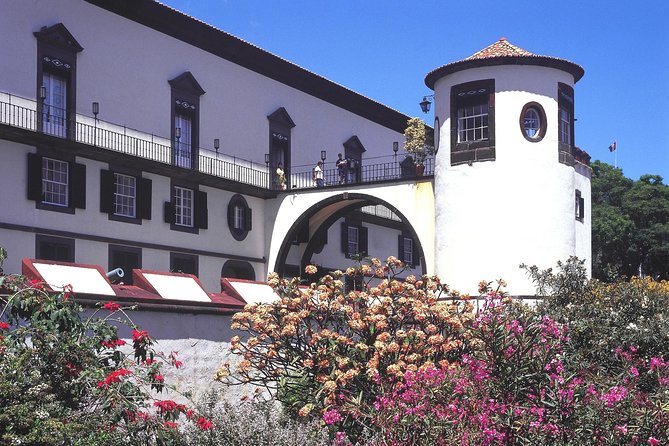 Funchal Hop-On Hop-Off Tour 3 in 1 - Mercado dos Lavradores and the handmade stop you should not skip