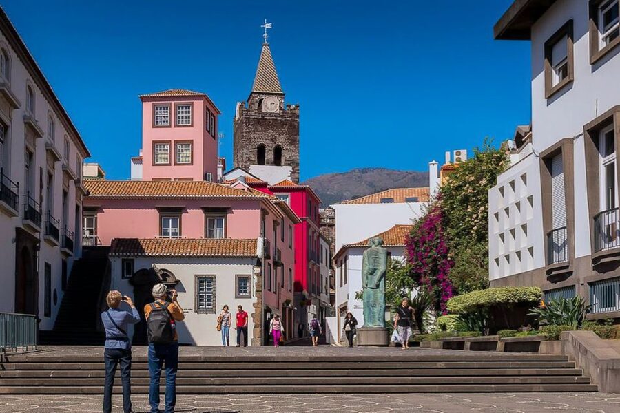 Funchal: Old Town Walking Tour - Santa Maria Street, Admiral’s Garden, and the old fortress ruins