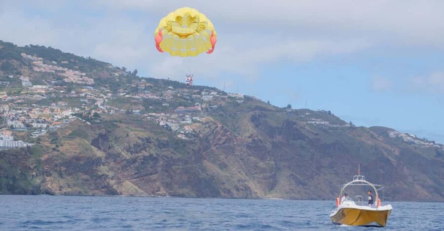 Funchal: Parasailing Tour on the Coast of Madeira Island - Small Group Size, What That Means for Your Experience