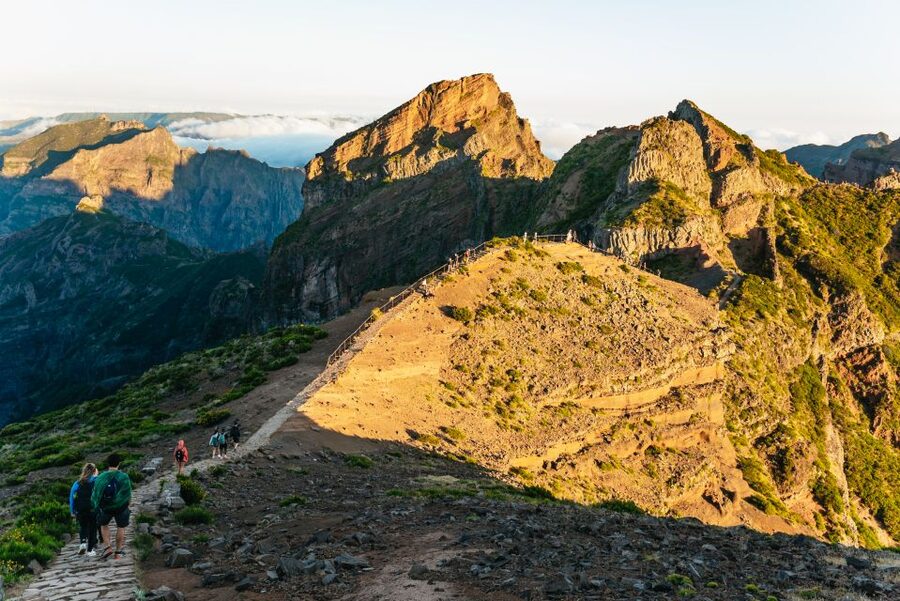 Funchal: Pico do Arieiro Sunrise Transfer Self-guided Hike - Getting There From Funchal at Sunrise Time