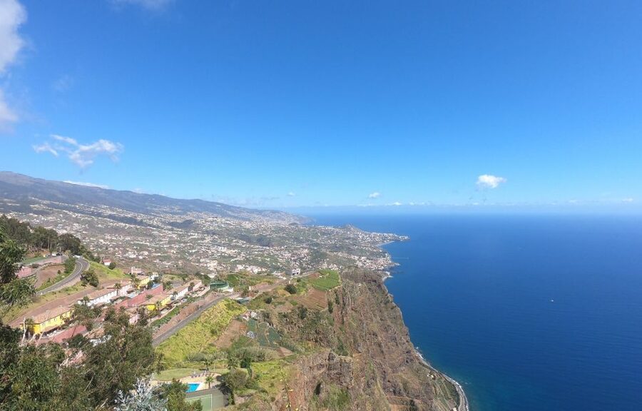 Funchal: Porto Moniz, Seixal, Fanal, and Cabo Girão Tour - Véu da Noiva: The Quick Waterfall Stop That Sets the Mood