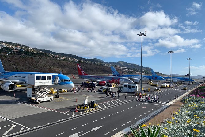Funchal Private Transfers Service to Madeira Airport - Mobile ticket and private-group focus