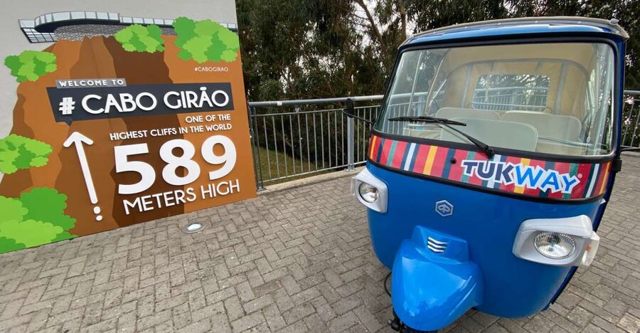 Funchal: Private Tuk-Tuk Tour to Cabo Girão Cliff - Skywalk - The Funchal start: quick orientation and photo-ready coastline