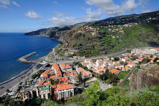 Go West Tour - Madeira Island Excursion - Stop 1: Cabo Girão Glass Platform and the Drop-Down View