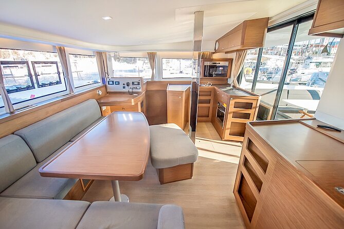Half Day Tour on a Luxury Catamaran on Madeira Island - The Boat Factor: Comfort, Crowding, and When “Luxury” Can Mean Something Different