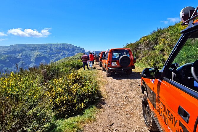 Jeep Safari Câmara de Lobos Cabo Girão Half Day Tour - Câmara de Lobos and the Churchill Connection: More Than a Quick Photo Stop
