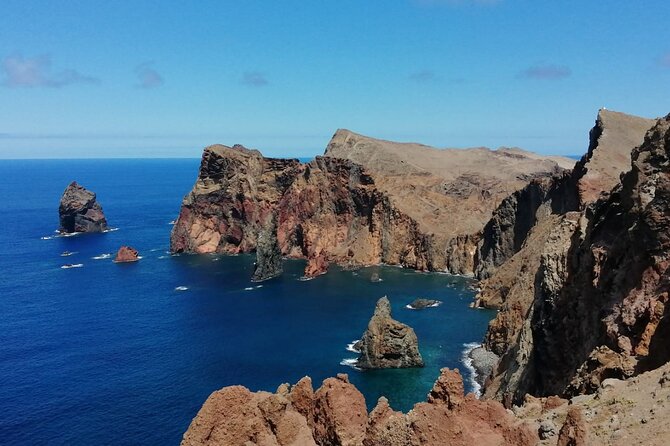 Jeep Safari in Pico Areeiro Santana Faial Full Day Tour - São Jorge lunch stop: optional meal with a scenic village pause