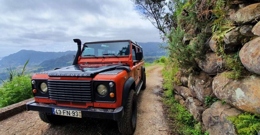 Jeep Tour Santana to East-Side - A fast, active 8-hour route that hits Madeira’s mood swings