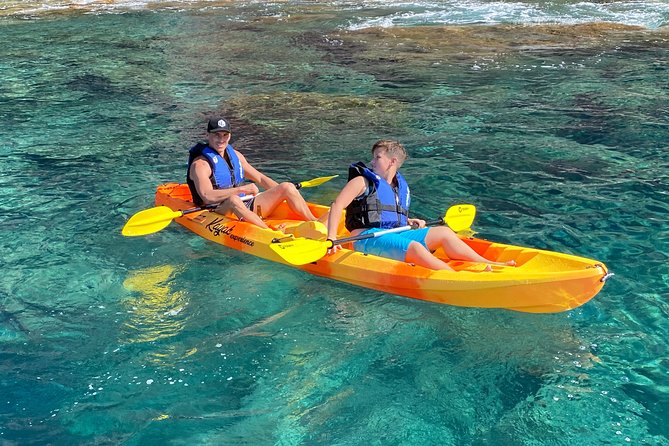 Kayak Experience @ Ponta de São Lourenço - Who the guides are and how safety shows up on the water