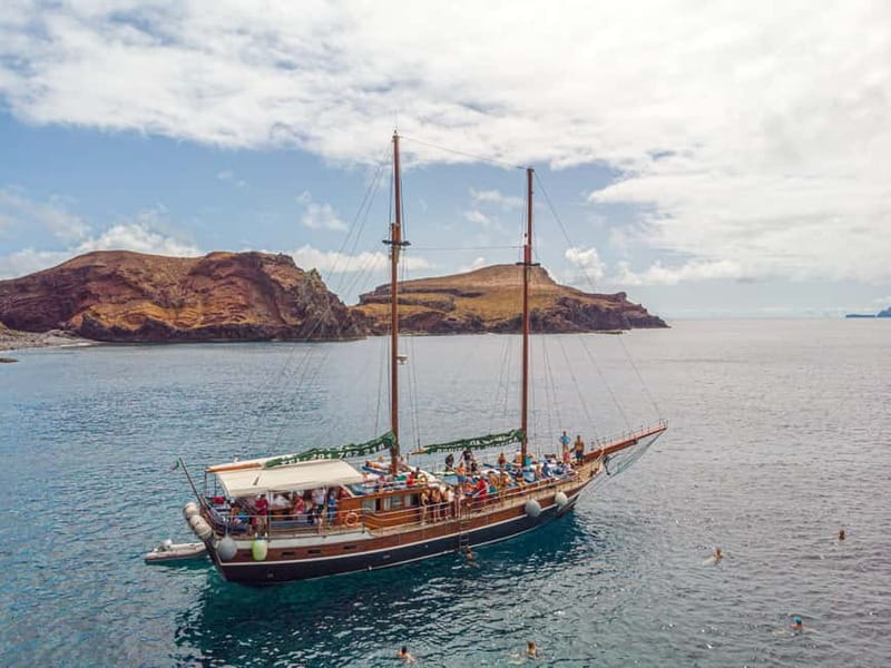 Madeira : 5 hour East Coast boat excursion - Getting On Board at Funchal Marina Pier 8 (and Not Stressing It)