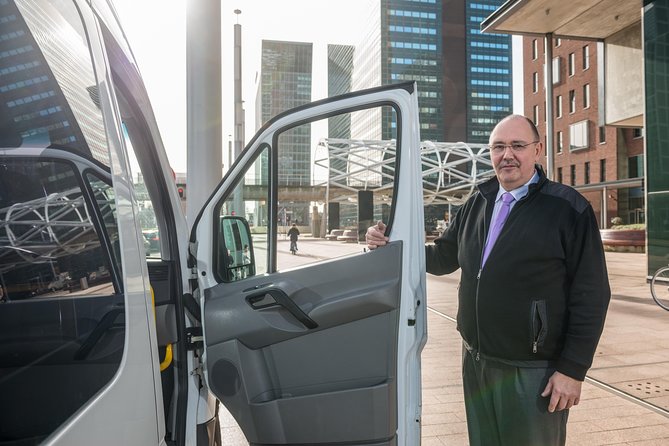 Madeira Airport (FNC) Arrival Transfer (Airport to Funchal Hotels or Address) - Service Style: What a Smooth Driver Pickup Looks Like