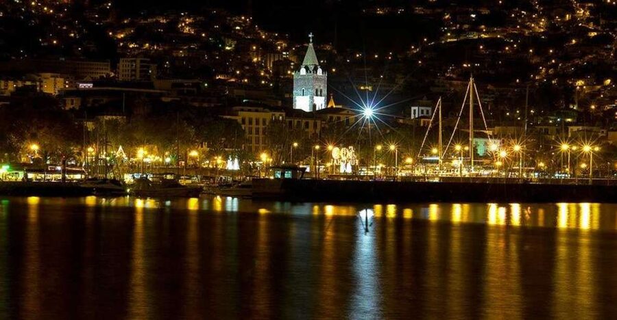 Madeira by Night with Traditional Dinner - Why Madeira by Night Feels Like a Real Evening, Not a Show-Only Stop