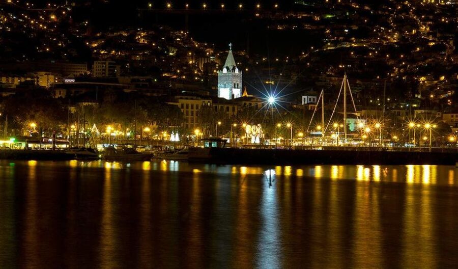 Madeira by Night with Traditional Dinner - The Viewpoint Stop: A Good Photo Window Over Funchal