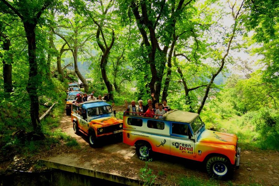 Madeira : Cabo Girao and Camara de Lobo 4WD half-day Tour - Key highlights to clock before you go