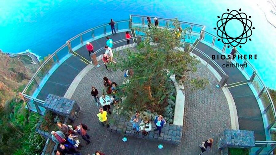 Madeira: Cabo Girao, Jeep Tour Adventure and Wine Tasting - Jardim da Serra off-road: cherry country meets open-roof driving