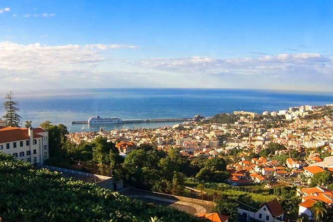 Madeira East Tour from Funchal - Santana for Lunch: Thatched Houses, Small-Town Charm, and Time to Browse