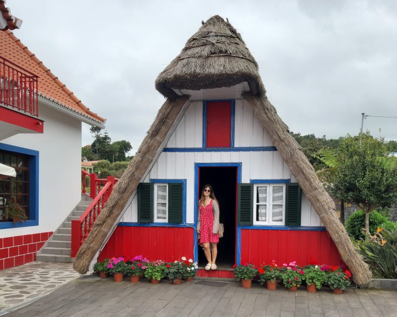 Madeira : East Tour - Santana North Side - Porto da Cruz: sugar cane rum factory stop by the sea