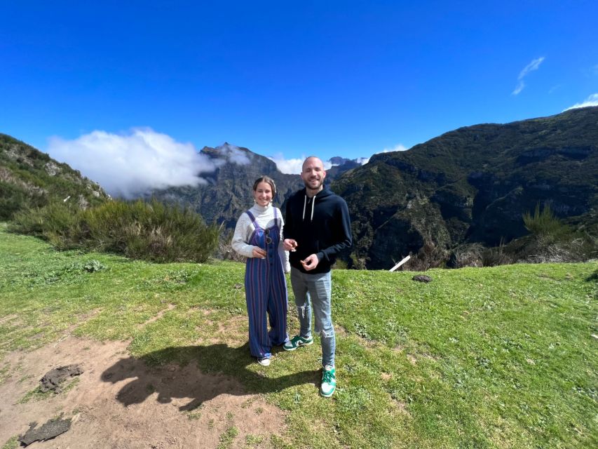 Madeira: Full-Day Jeep Tour with Guide and Pickup - North coast essentials: São Vicente, Véu da Noiva, and the older roads story