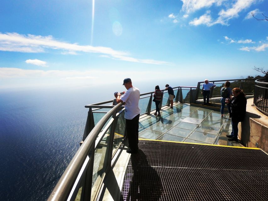 Madeira: Full Day Private Jeep Tour East or West - West Tour: Cabo Girão skywalk and the cliff edge vibe