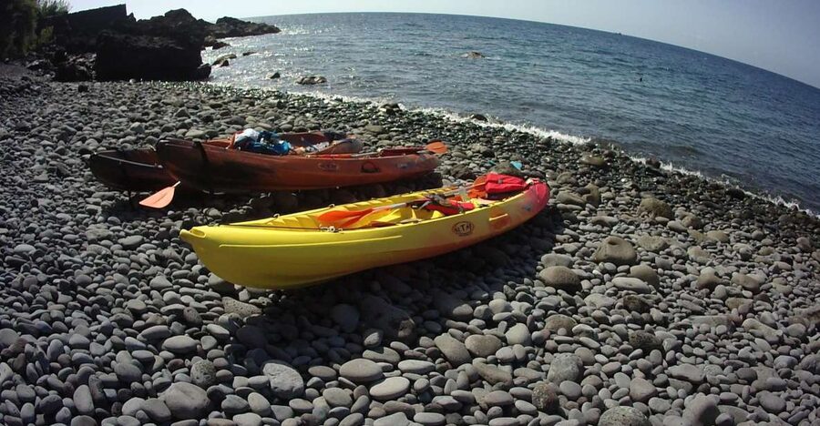 Madeira: Garajau Nature Reserve Kayak and Snorkel Tour - Paddle Toward Lazareto: The 40-Minute Row and the Pebble Beach Pause